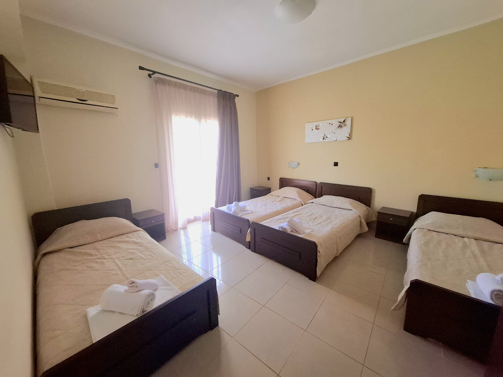 Tiara Holidays - Akrothalassia - Quadruple room